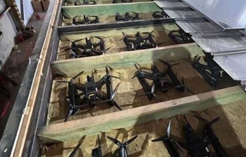 Росіяни бояться нової "павутини": "Флеш" розказав, що роблять окупанти і чому нам варто робити те ж саме Росіяни бояться нової "павутини": "Флеш" розказав, що роблять окупанти і чому нам варто робити те ж саме